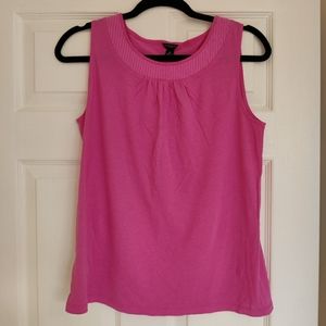 NWT Ann Taylor Pink Sleeveless Top 💕